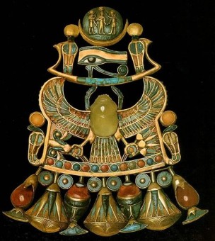 TutankhamonPectoral-537x600