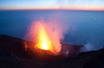 Un'eruzione vulcanica. crediti: LUCA CARICCHI