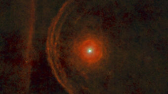 Betelgeuse_s_enigmatic_environment_large