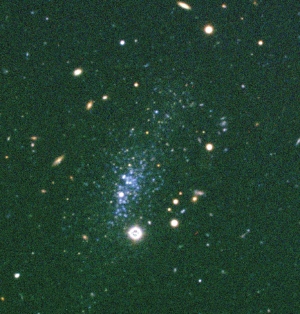 La galassia nana Leo P si trova a circa cinque milioni di anni luce dalla Via Lattea. Credit: REF 1 / AAS