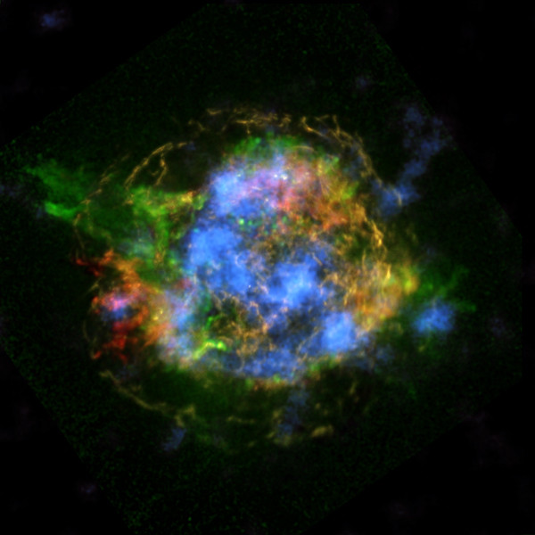 Cassiopea A, i resti una stella esplosa in una supernova. Crediti: NASA/JPL-Caltech/CXC/SAO 