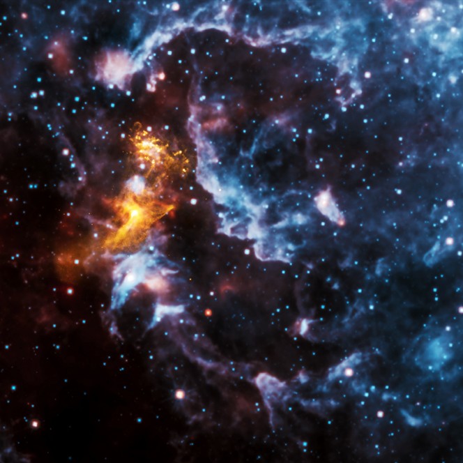 B1509 visto agli infrarossi e ai raggi X. Si tratta di un'immagine composita rilasciata nel 2009. Credit: X-ray: NASA/CXC/SAO; Infared: NASA/JPL-Caltech.