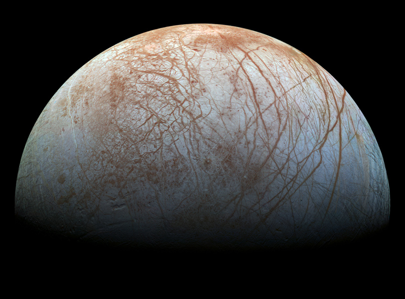 La superficie di Europa, la  luna di Giove. Crediti: NASA/JPL-Caltech/SETI Institute
