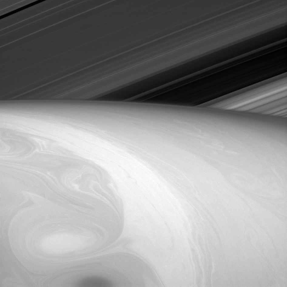 Saturno visto dalla sonda della NASA Cassini. Crediti: NASA/JPL-Caltech/Space Science Institute 