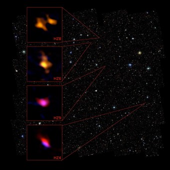 In questa grafica, le osservazioni  ALMA di quattro delle nove giovanissime galassie esaminate sono messe in relazione con il campo COSMOS osservato dal telescopio spaziale Hubble. Crediti: ALMA (NRAO/ESO/NAOJ), P. Capak; B. Saxton (NRAO/AUI/NSF), NASA/ESA Hubble 