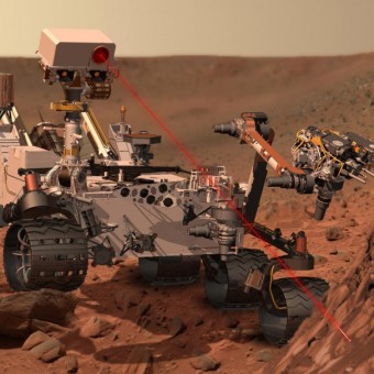 La ChemCam del rover Curiosity in azione. Crediti: NASA / JPL-Caltech.