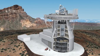 Un rendering dell'European Solar Telescope (EST) e della sua infrastruttura, con le componenti principali: il telescopio e la torre che ospita il percorso ottico, i laboratori al piano focale con i vari strumenti previsti. Crediti: Progetto EST/IAC