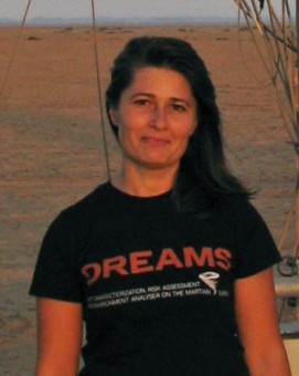 Francesca Esposito, 43 anni di Napoli, lavora presso l'Osservatorio Astronomico INAF di Capodimonte. Principal Investigator di DREAMS, strumento in partenza verso il pianeta rosso a bordo della sonda ESA ExoMars