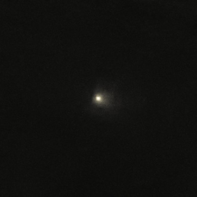 Questa immagine della cometa e' stata ottenuta dal VLT dell'ESO. Crediti: K. Meech (IfA/UH)/CFHT/ESO