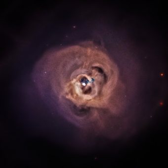 L’ammasso di Perseo, uno di quelli da cui è stata osservata l’emissione sospetta, vista nella banda dei raggi X. Crediti: NASA/CXC/SAO/E.Bulbul, et al.