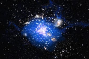 Rappresentazione artistica della vasta nube di gas freddo presente nell'ammasso di galassie in formazione distante da noi circa 10 miliardi di anni luce. Crediti: ESO/M. Kornmesser