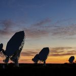 MeerKat ora ascolta l’universo anche in banda 5B